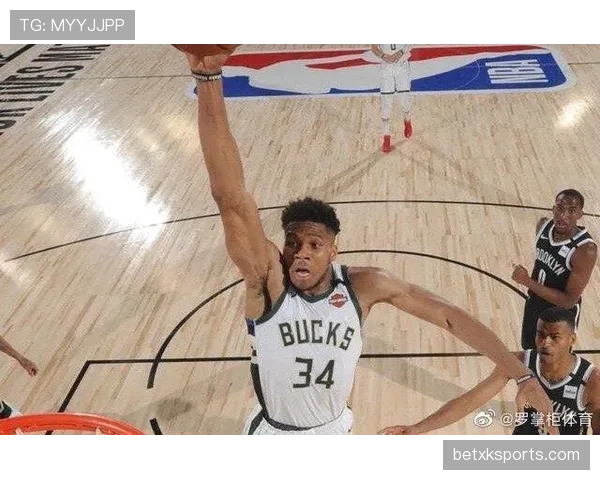 解读防守三秒NBA规则的具体定义与判定依据
